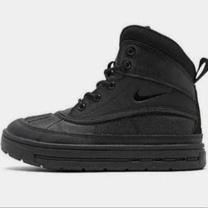 Nike ACG Sneakers Size 3Y